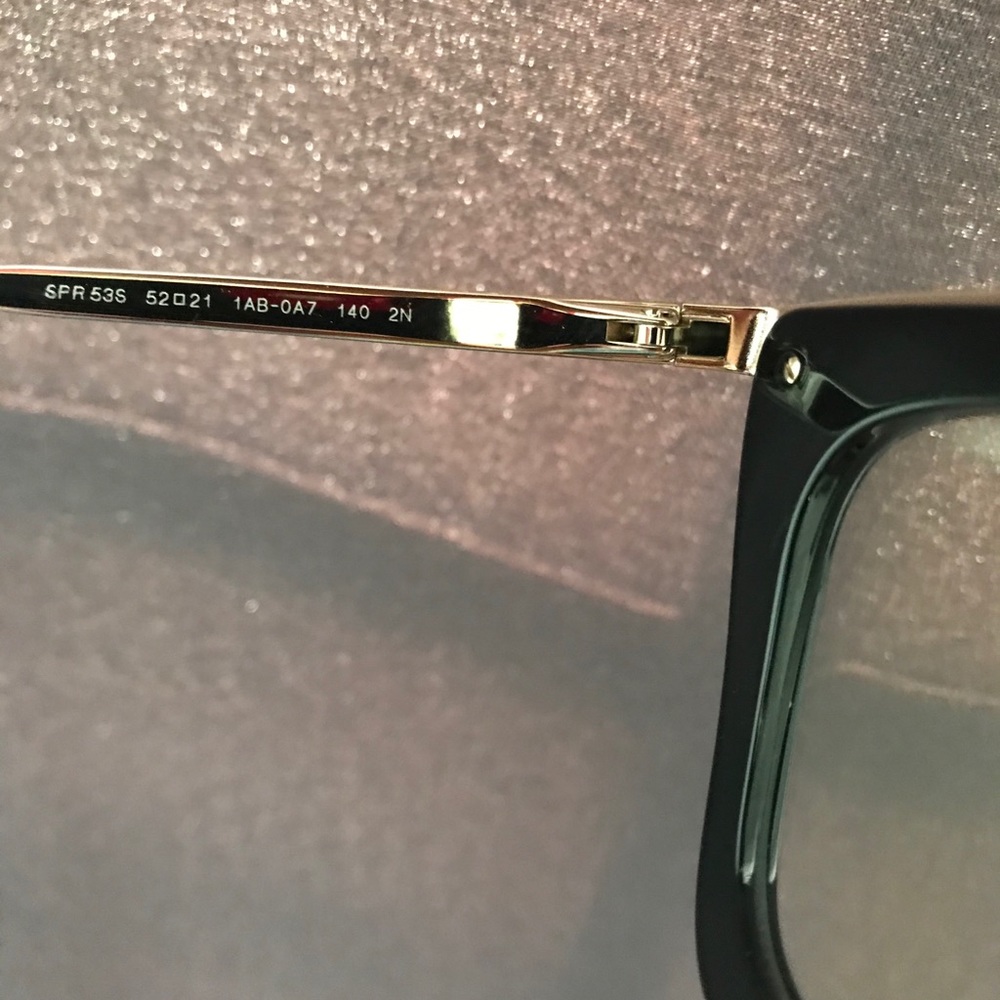 Prada High Fashion Glasses - Picture 7 of 8